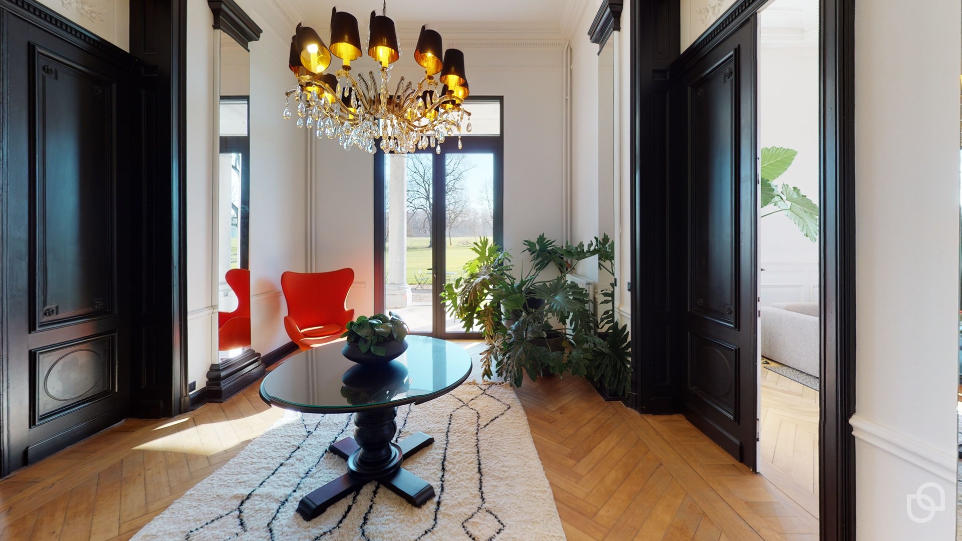 Chateau-de-la-Louveterie-Lobby