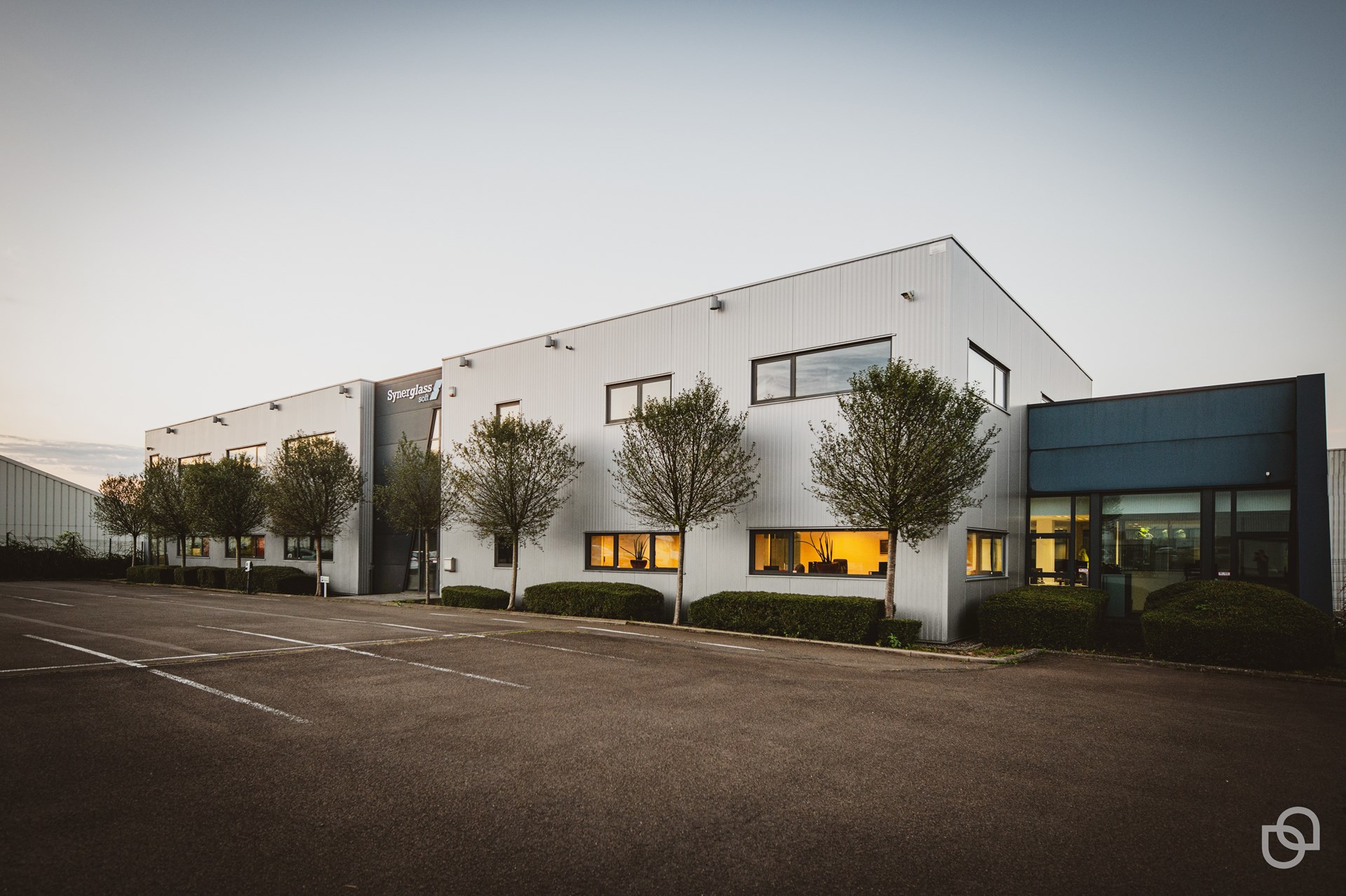 Bâtiment Synerglass angle